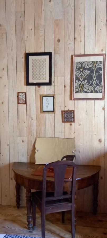 Appartement De Charme Dans Une Maison Isolee Presilly  Екстериор снимка