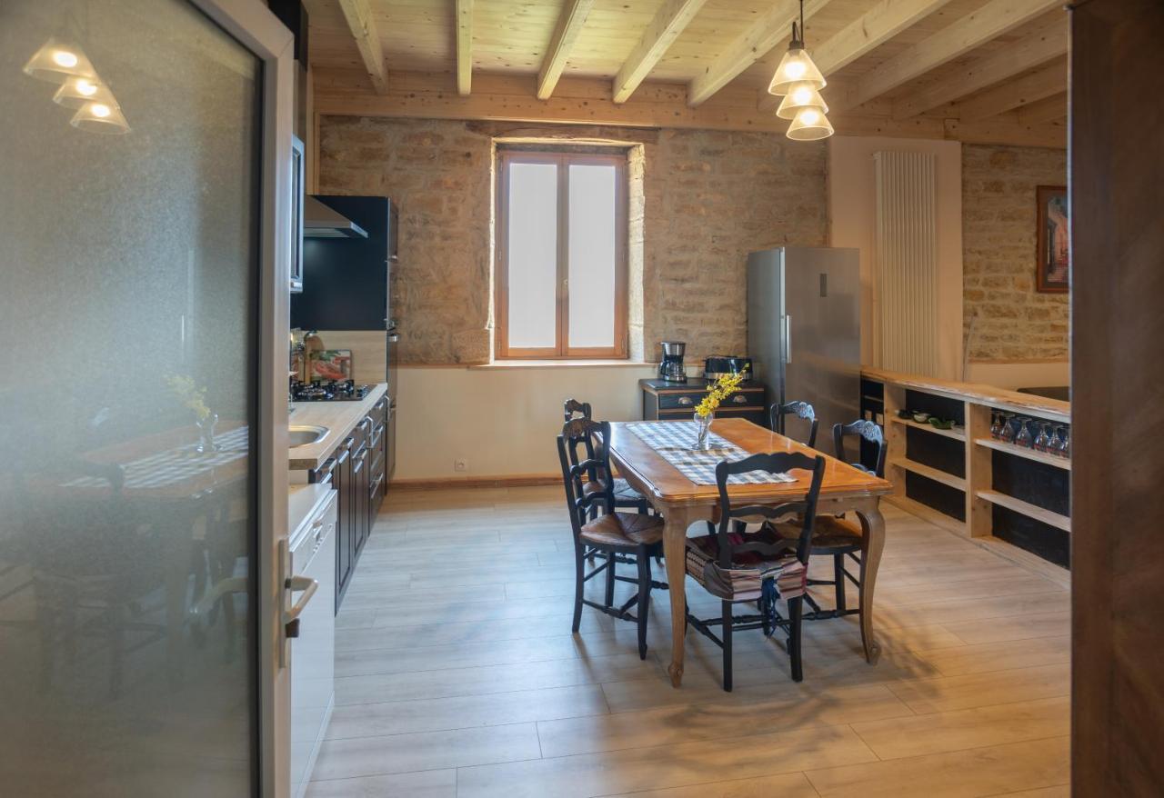 Appartement De Charme Dans Une Maison Isolee Presilly  Екстериор снимка